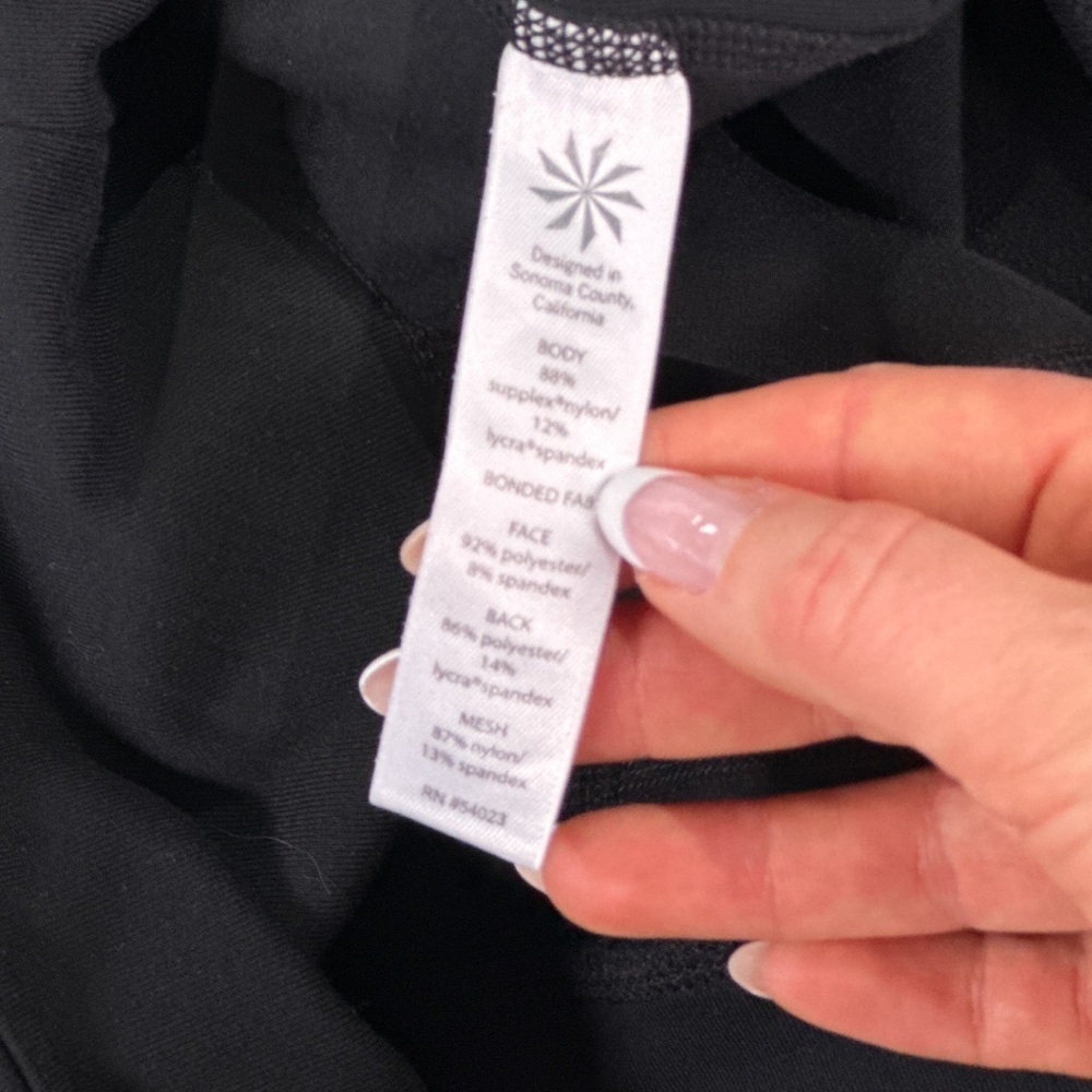 Athleta Women’s Meshblock Cropped Pocket Leggings Black Mesh Panel Workout XL - Picture 8 of 15